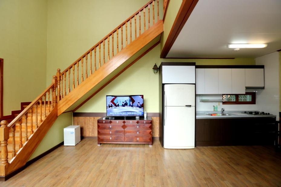 Pinearoma Pension ฮองชอน ภายนอก รูปภาพ