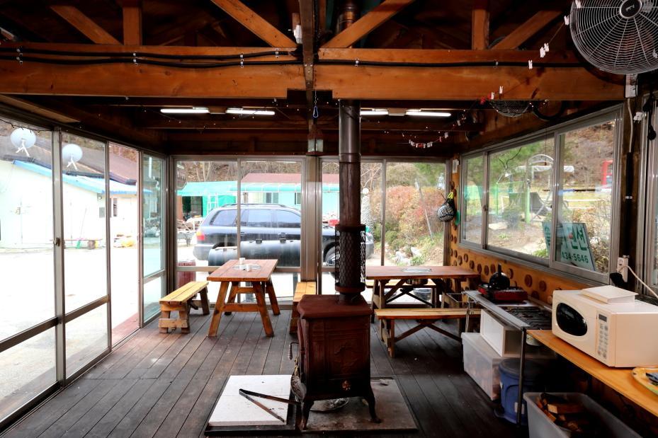 Pinearoma Pension ฮองชอน ภายนอก รูปภาพ