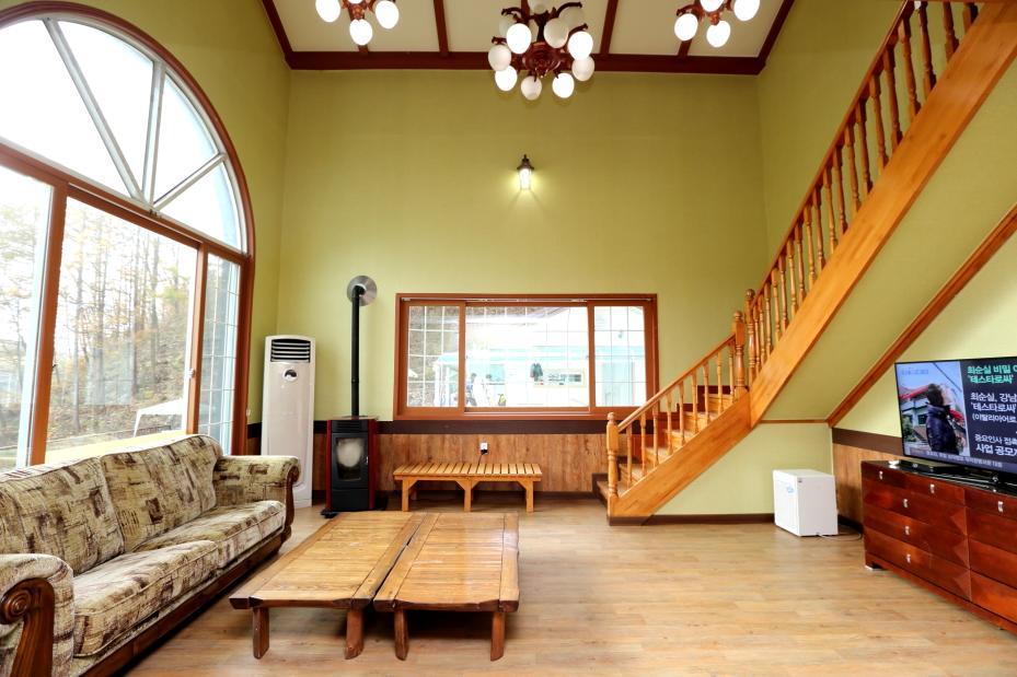 Pinearoma Pension ฮองชอน ภายนอก รูปภาพ